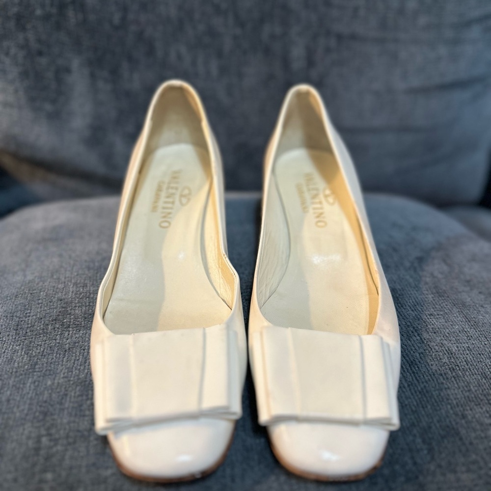 Valentino Women's Ivory Heels with Bow